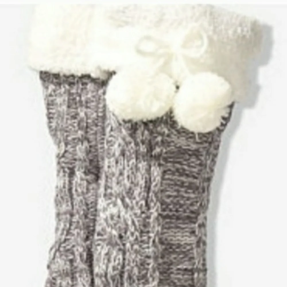 Pink Victoria's Secret Gray Cable Knit Socks with Pom Poms Forever Busy One Size